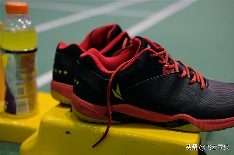 入门羽毛球鞋测评,羽毛球鞋排行榜前十名中羽