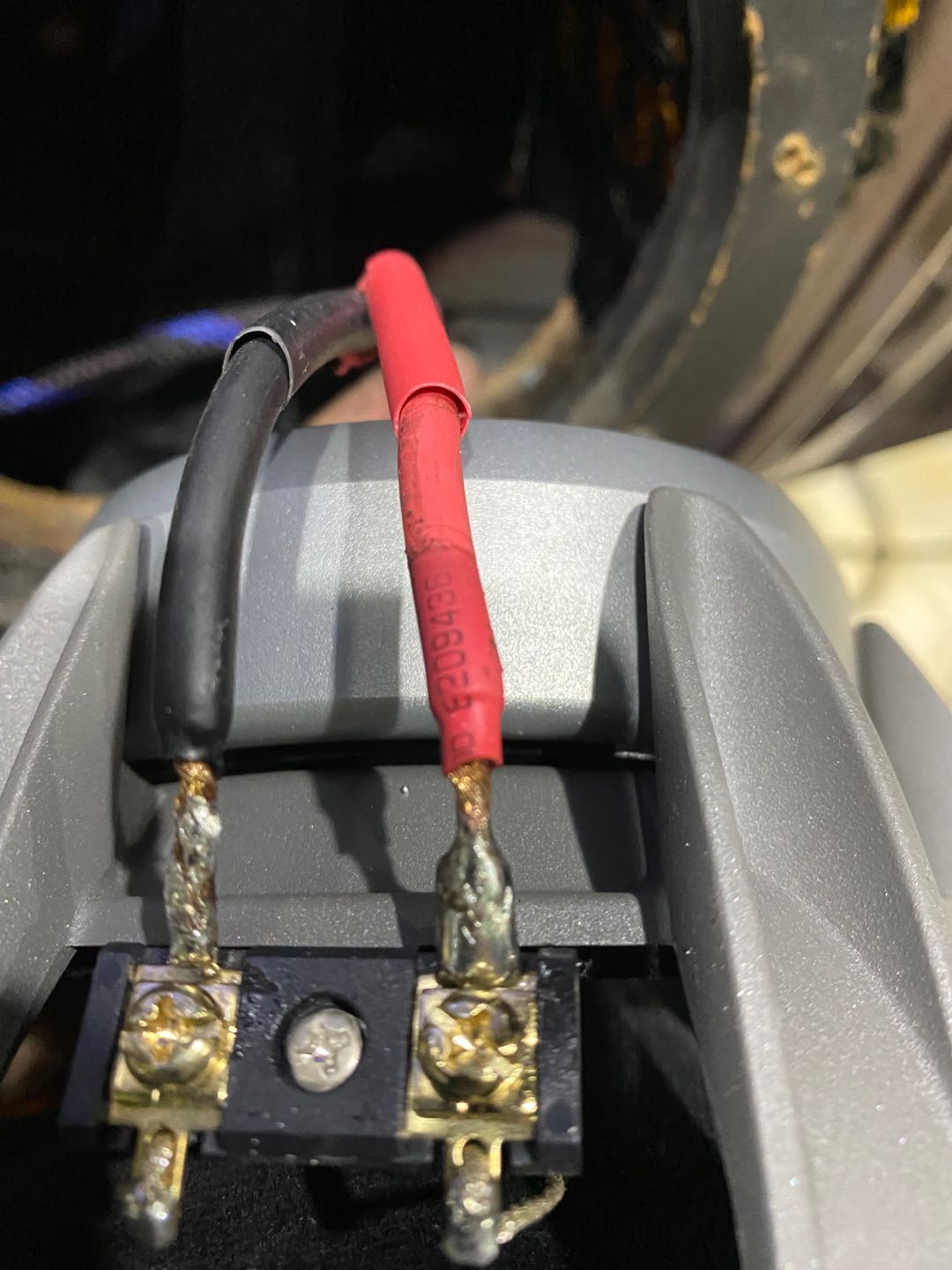 斯柯达明锐17款中控改家用音响,斯柯达音响改装