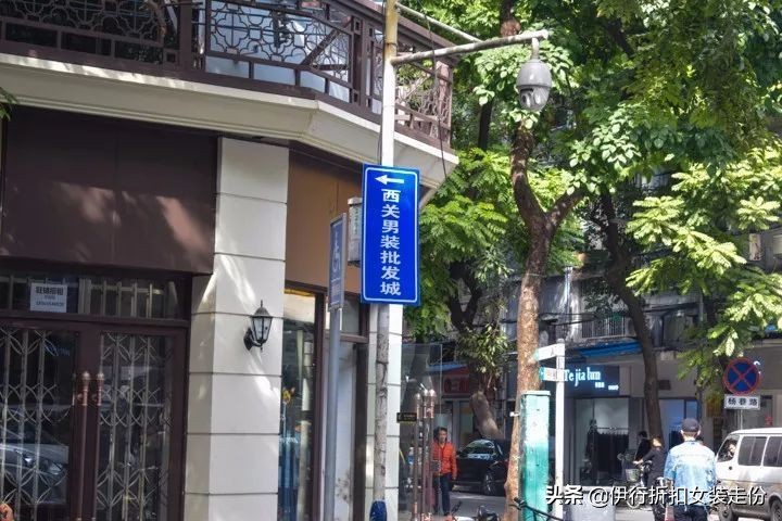 广州最便宜品牌衣服批发市场,可以试衣服的广州批发服装市场