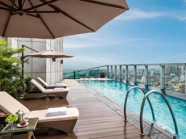 成都全景落地窗酒店推荐,成都高层观景酒店推荐