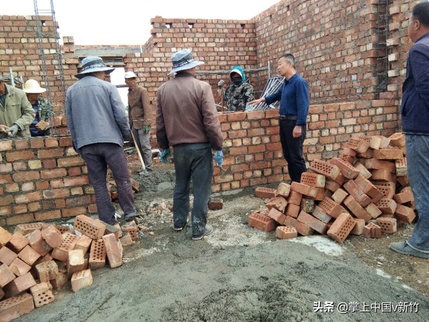 掌上中国之在*疆新**奇台打工的日子里“不易的劳动节”