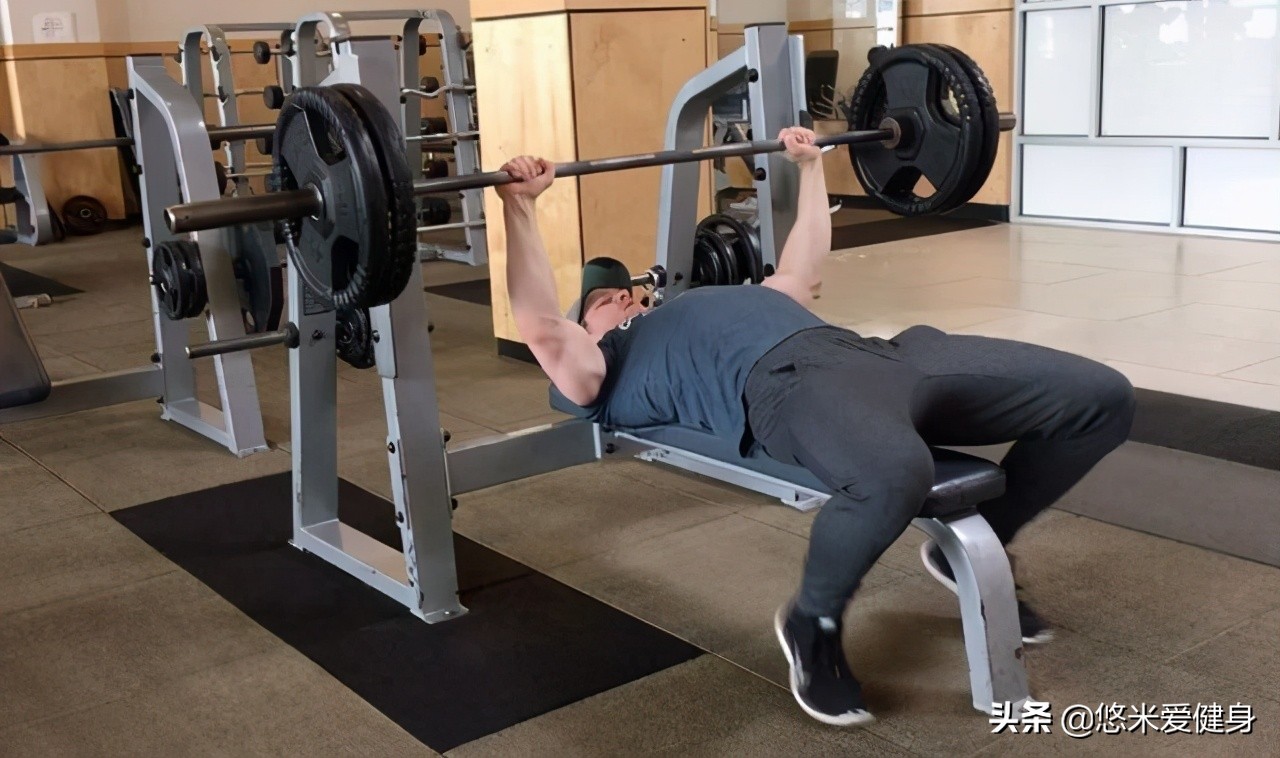 胸肌怎么打造完整版,6个动作帮你练好紧致胸肌