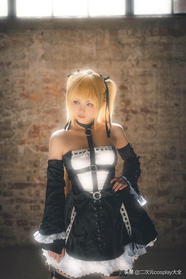 帅气可爱美少女，《生死格斗》玛丽萝丝，光影质感是动漫角色本人