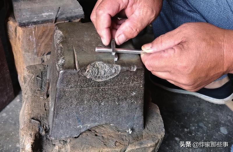 齐省勋:一锤一錾见“匠心”