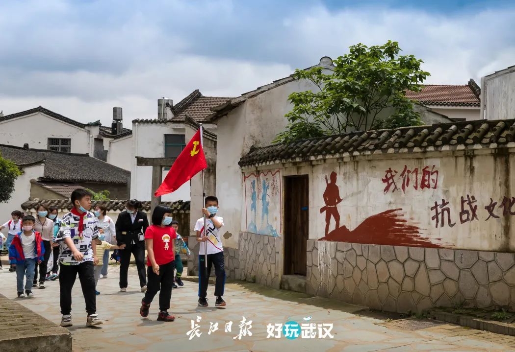 武汉70周年的变化发展,湖北武汉70年荆楚巨变