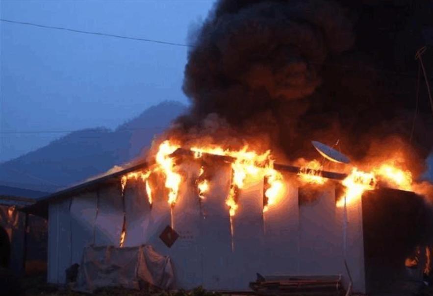 国家要求拆除彩钢瓦房有补偿吗,城里的彩钢瓦房为什么强制拆除