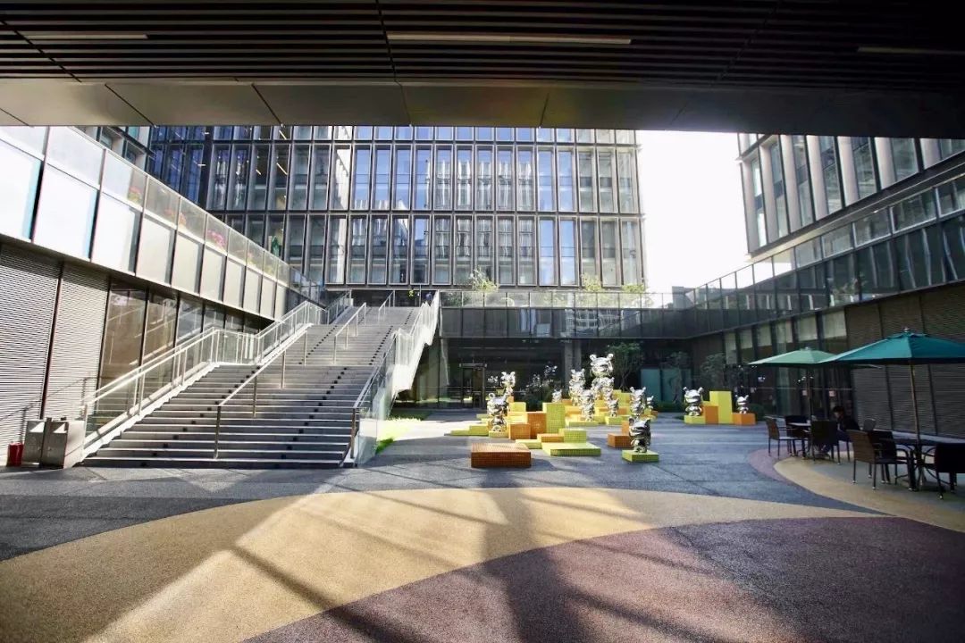 灏忕背蹇墜鎬婚儴,灏忕背鍐呴儴澶фゼ