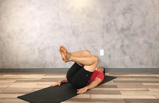 腰椎间盘突出压迫神经可以尝试保守治疗，但是需要医患配合和耐心