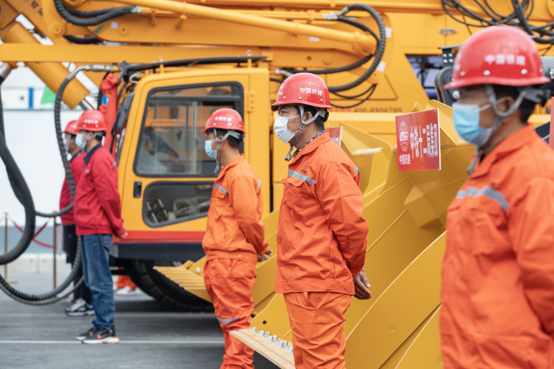 深汕铁路先开段开工了吗,深汕铁路开通视频