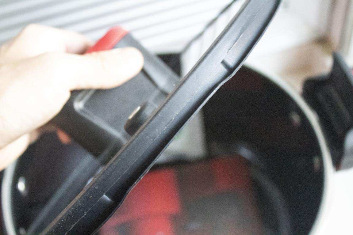 珐琅微压不粘锅,珐琅微压焖煮锅怎么使用