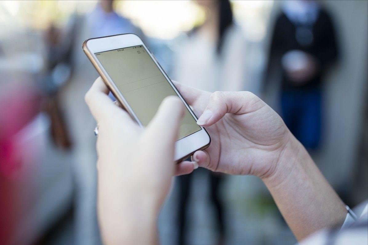 手机被钓鱼了怎么解释,手机被偷被钓鱼了怎么办