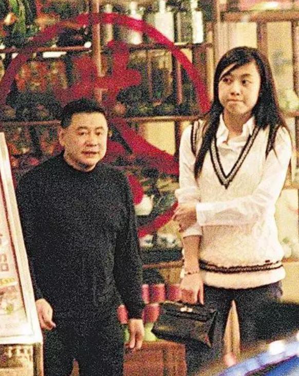 李嘉欣关之琳蔡少芬什么事件,周星驰李嘉欣经典片段