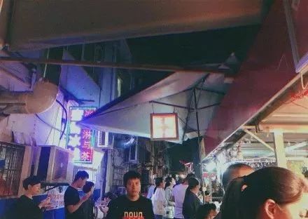 宁波城中村美食街,宁波二村小吃街