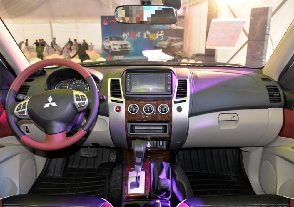 帕杰罗劲畅2020款和汉兰达哪个好,帕杰罗劲畅2020款acc自适应巡航