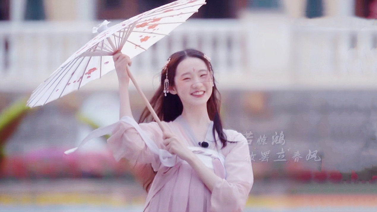 女团张艺凡杨超越,丁禹兮杨超越yesok张艺凡