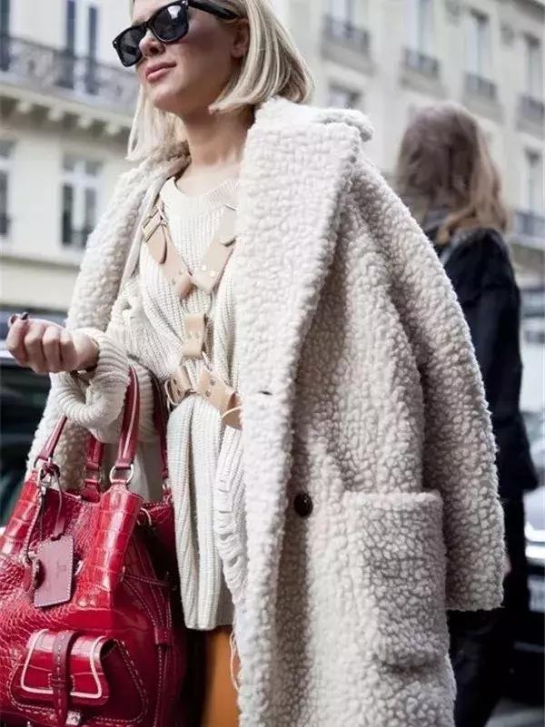 放假穿得这么土，难怪没有人约你！