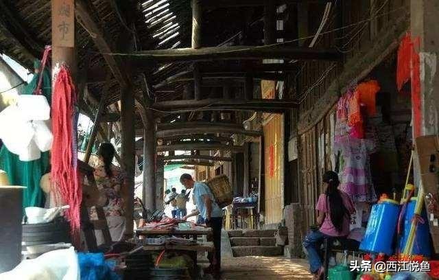 原汁原味“袖珍古镇”，人称“河边一只船”，山水清幽“小漓江”