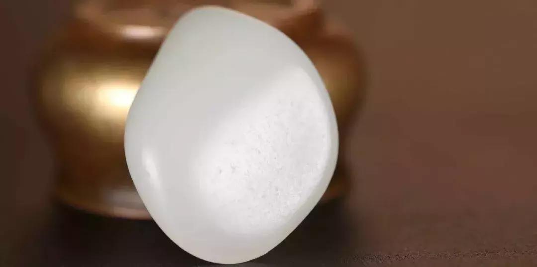 一招鉴别俄料和籽料,最简单鉴别俄糖料