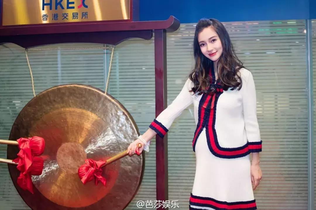 高圆圆40岁生孩子了吗,高圆圆40岁才生女儿