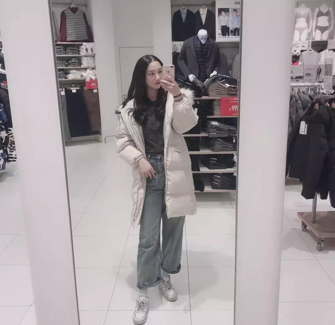 比黑丝妞还让人无法抵抗的,是这些穿球鞋的漂亮妹妹...