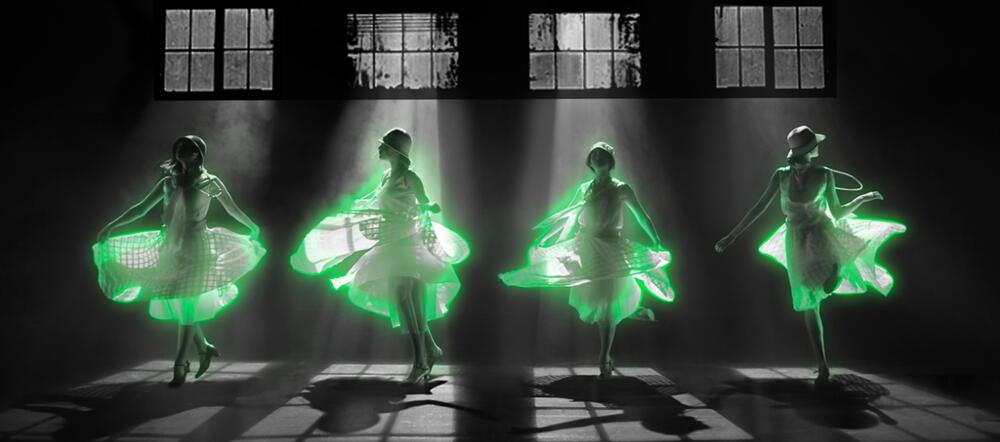 镭让女孩尸骨千年荧光不灭,镭女郎尸骨