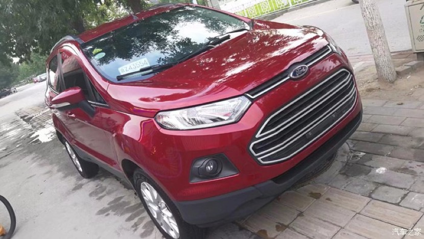 焕然新生全新一代福克斯试驾,17款1.5t福克斯三厢试驾测评