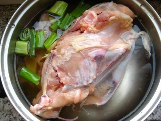 香菇米线鸡汤米线,鸡汤米线网红米线做法