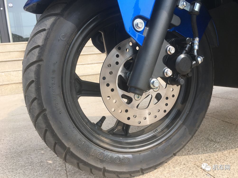 小踏板铃木uy125跑了15万,铃木踏板uy125可以零首付