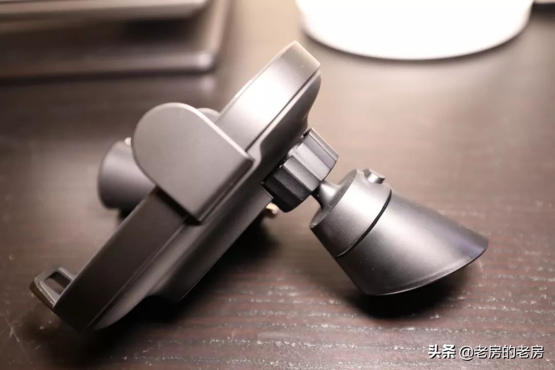 车载无线充电感应太灵敏,小米无线智能电动感应车车充