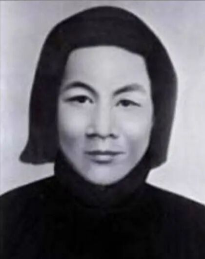 他是毛*东泽**胞弟30岁牺牲,长子烈士次子是东风导弹专家,满门忠烈