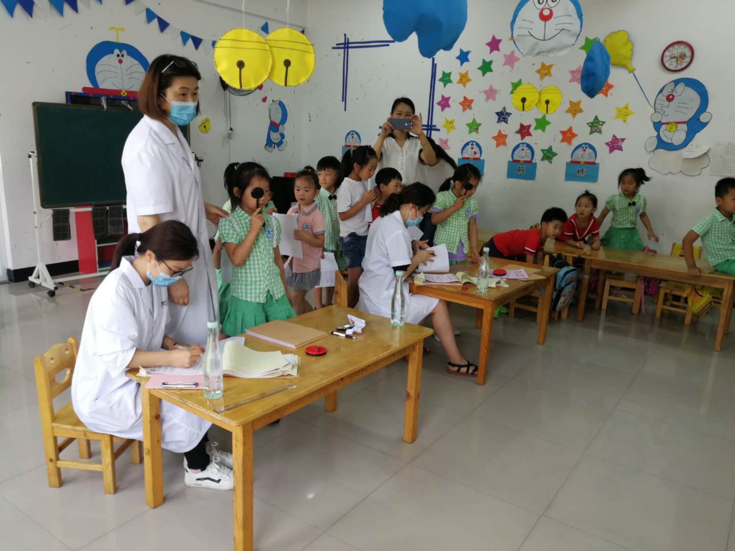 视光中心和眼科有什么区别,视光中心和眼镜店的区别