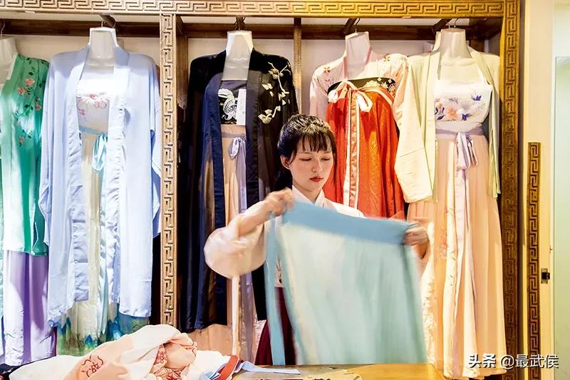 成都汉服第一城,扒一扒源头工厂