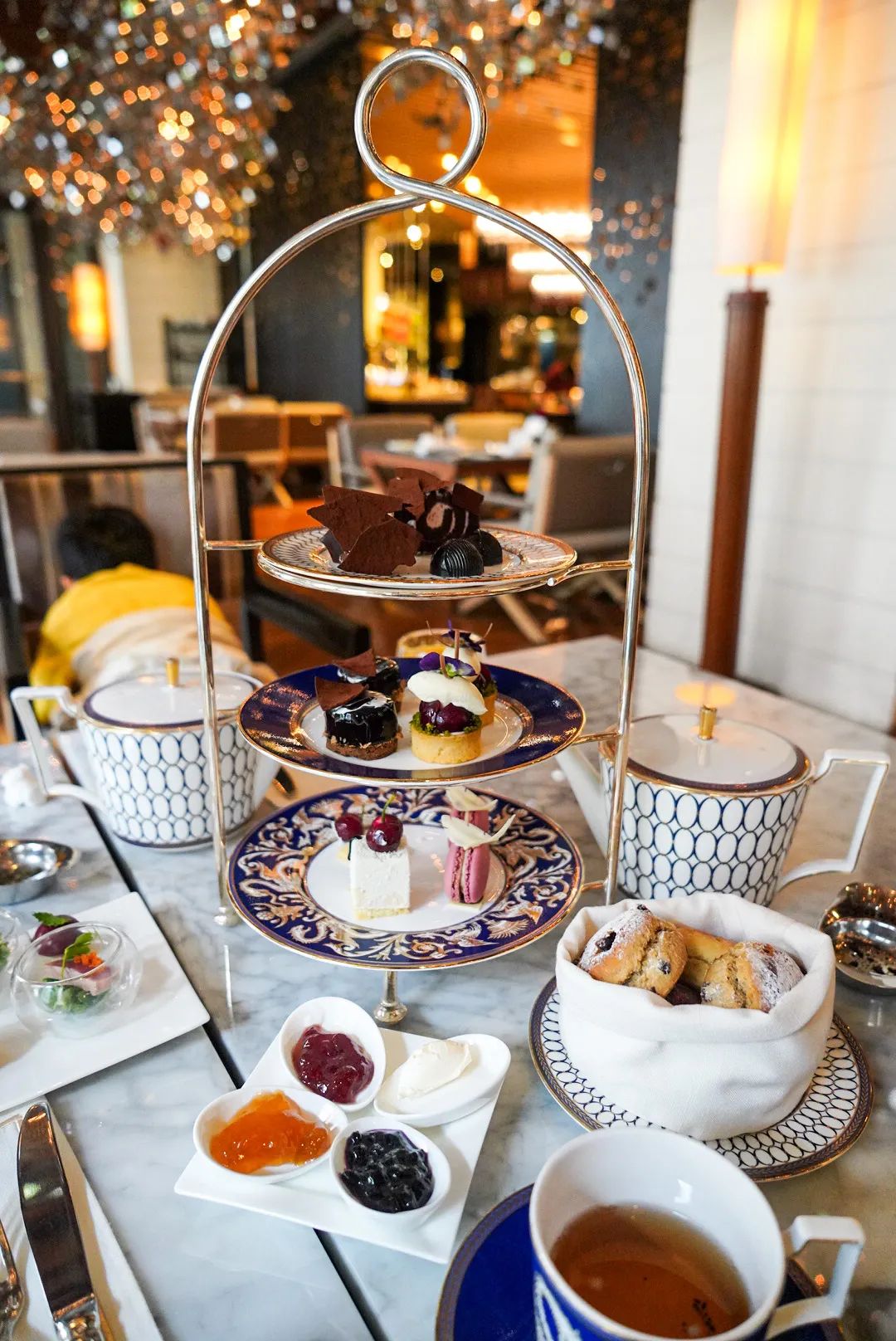 不到两千就能住天津丽思卡尔顿？还能随便吃？这样的羊毛不多了