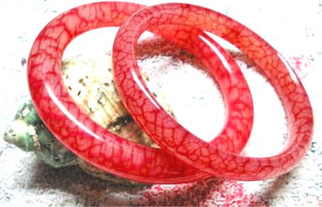 岫玉与蛇纹石玉比较哪个好,蛇纹石岫玉是什么意思