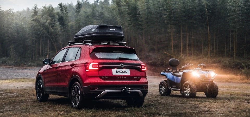 买轿车还是小型suv聪明人都选对了,为什么轿车贵suv便宜