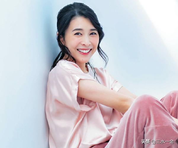 竹内结子生前视频,竹内结子照片大全