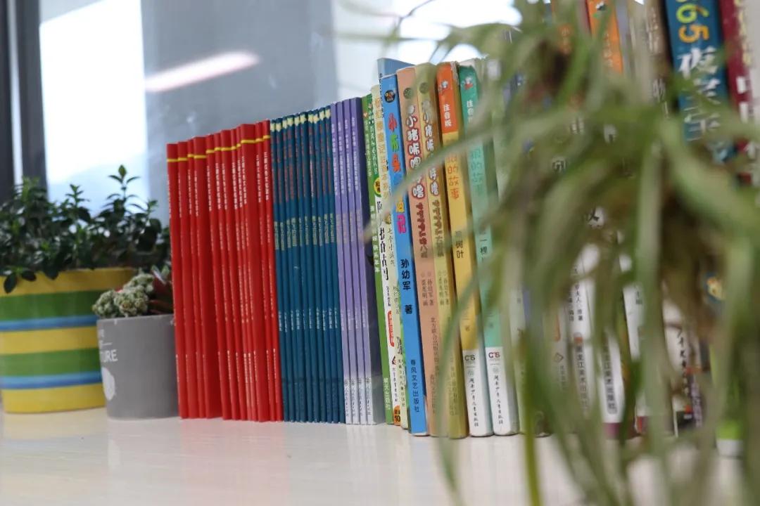 干货|王彩萍名校长工作室“校长阅读力提升”读书工程实施方案