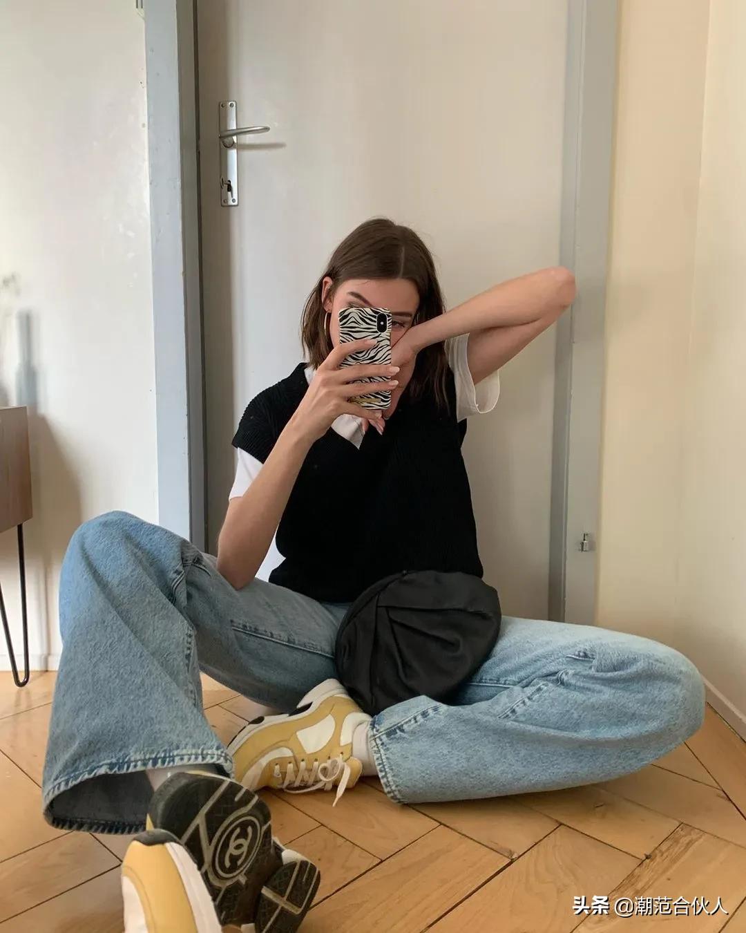 只会卖弄性感？实际上女sneaker的拍照姿势，那叫一个野