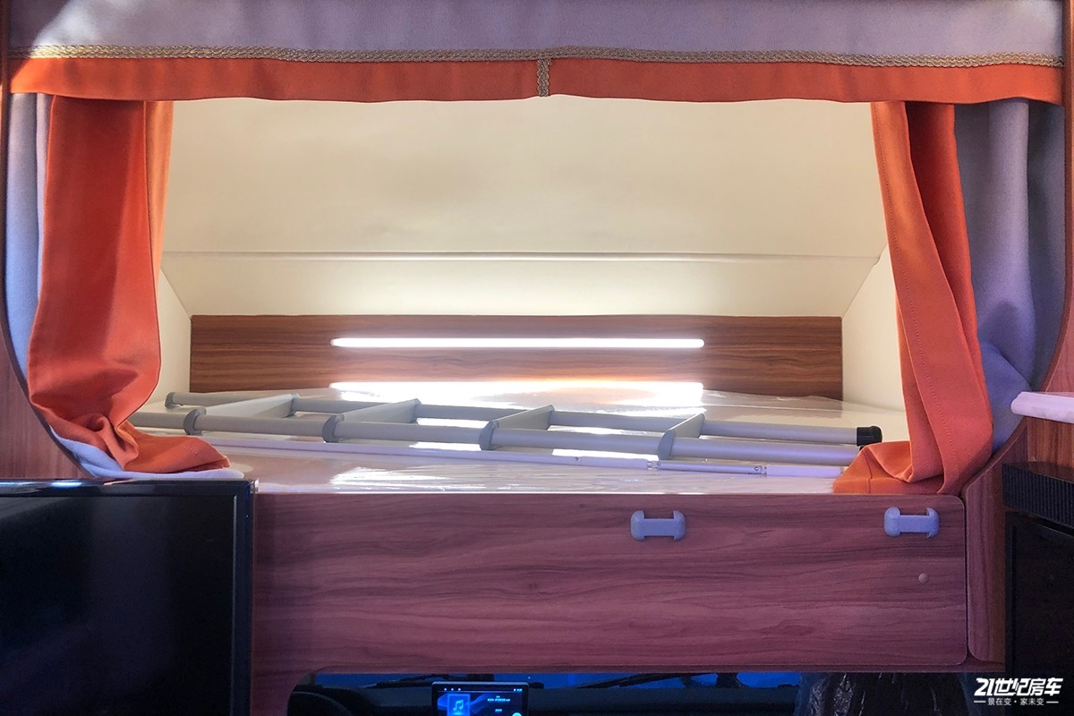 平头轻卡c型房车跃进,详解上汽跃进H500轻卡房车