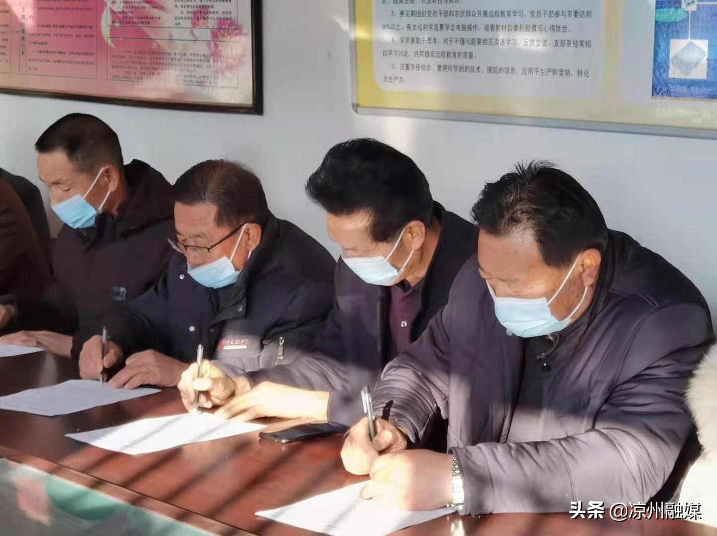 牛角坝镇村支两委换届,镇村两委换届工作有序进行