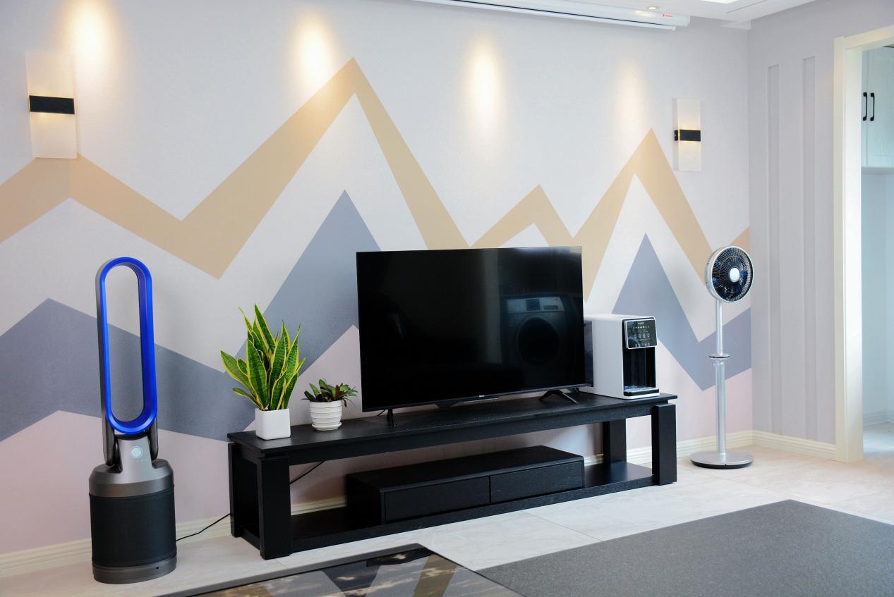 海信e3kpro85寸电视深度测评,2021新品海信ai全面屏智能电视机