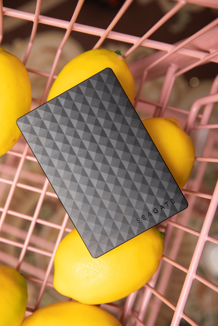 希捷新睿翼评测16tb,希捷睿翼移动硬盘是高端还是低端