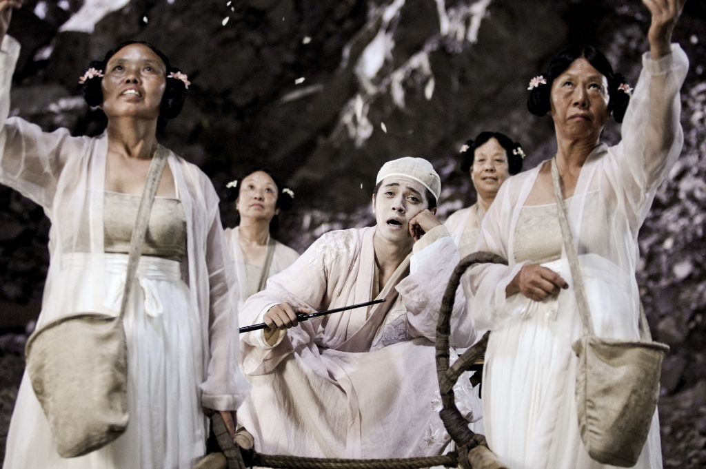 张美娥周星驰片酬,周星驰是怎么选上张美娥的