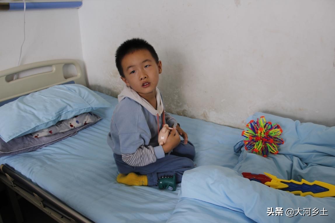 孕妇无知导致29周早产,女子怀孕27周早产