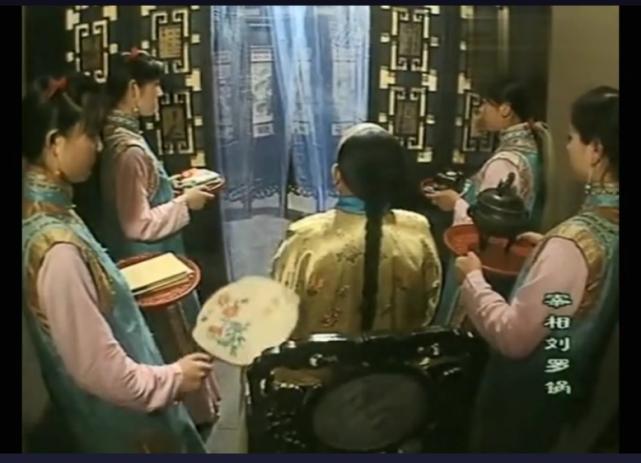 蹲便和坐便，到底谁更容易溅起细菌？