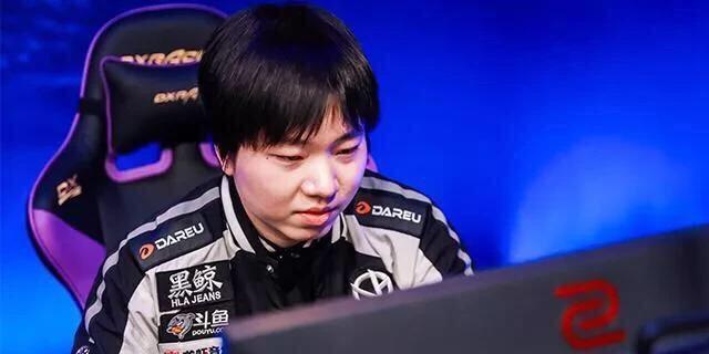 DOTA2:胖头鱼和拒绝鱼,外号里带鱼字真的是因为他们菜吗?