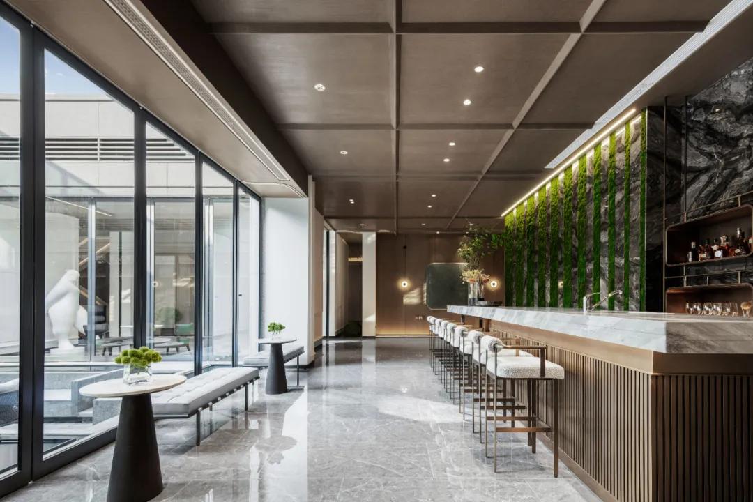 高于生活的封面资产，LightArt空间定义滨融美学