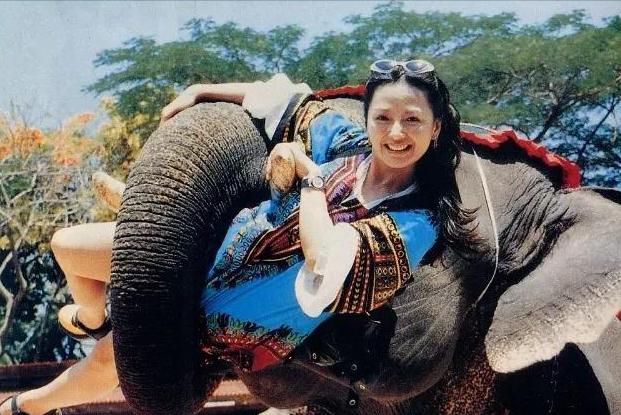 刘丹去世后家人相继离世,刘丹离世后父兄怎么样了