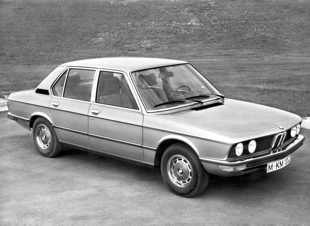 宝马logo输入法,宝马logo详细介绍