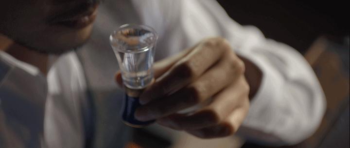 别人问你是什么酒怎么幽默回答,有人问你懂酒吗我怎么回答